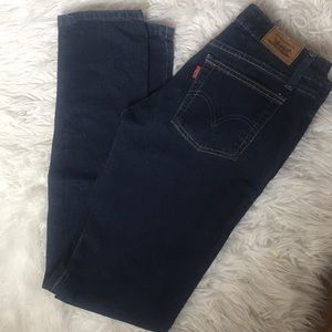 LEVIS